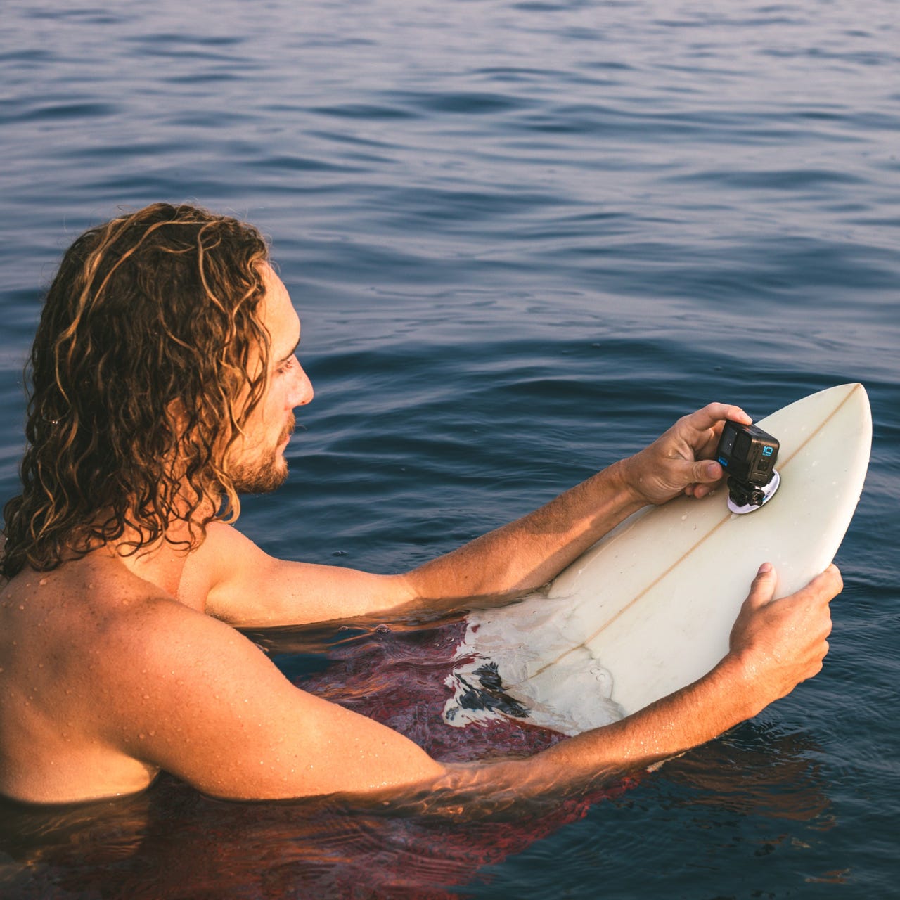 Fotocamera Professionale GoPro Hero 10 + Garanzia Estesa (5.3K FULL HD)